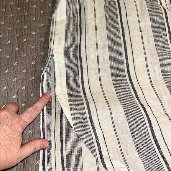 Athleta Women’s Linen Striped Button Down Sz L - Picture 9 of 9